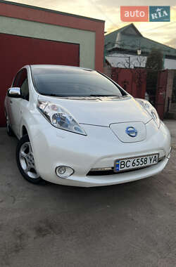 Хетчбек Nissan Leaf 2013 в Вознесенську