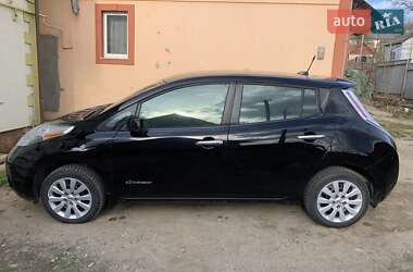 Хетчбек Nissan Leaf 2013 в Сторожинці