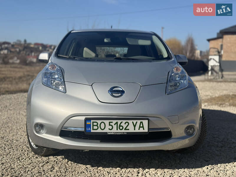 Хетчбек Nissan Leaf 2013 в Тернополі