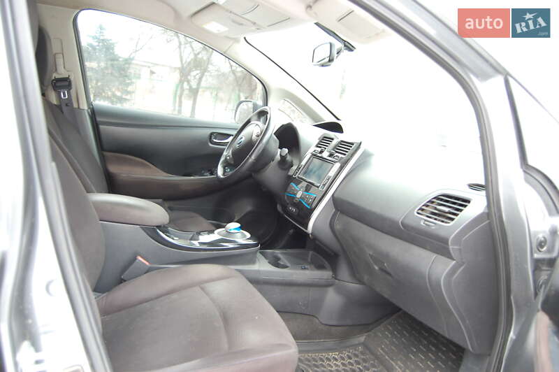 Хэтчбек Nissan Leaf 2017 в Львове фото 16 Хэтчбек Nissan Leaf 2017 в Львове