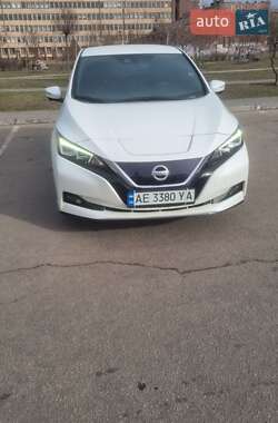 Хэтчбек Nissan Leaf 2020 в Кривом Роге