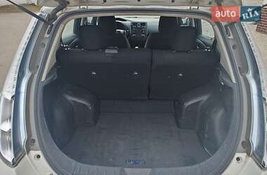 Хэтчбек Nissan Leaf 2014 в 