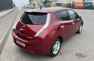 Хэтчбек Nissan Leaf 2016 в 