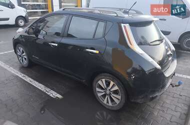 Хетчбек Nissan Leaf 2013 в 