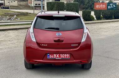 Хетчбек Nissan Leaf 2015 в Дніпрі