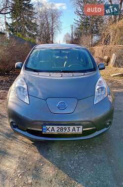 Хэтчбек Nissan Leaf 2016 в Киеве