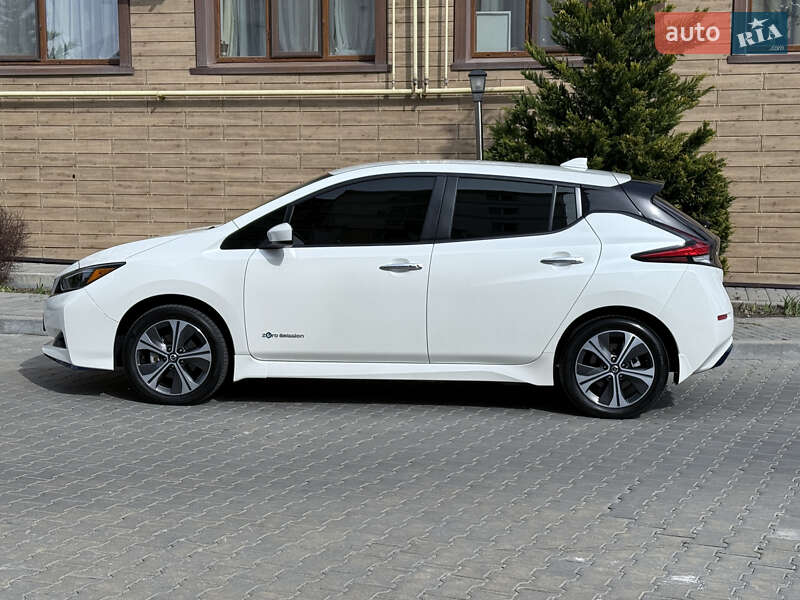 Хетчбек Nissan Leaf 2019 в Одесі