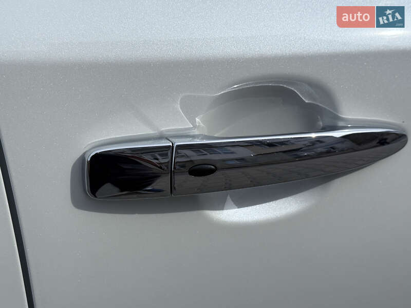 Хетчбек Nissan Leaf 2019 в Одесі