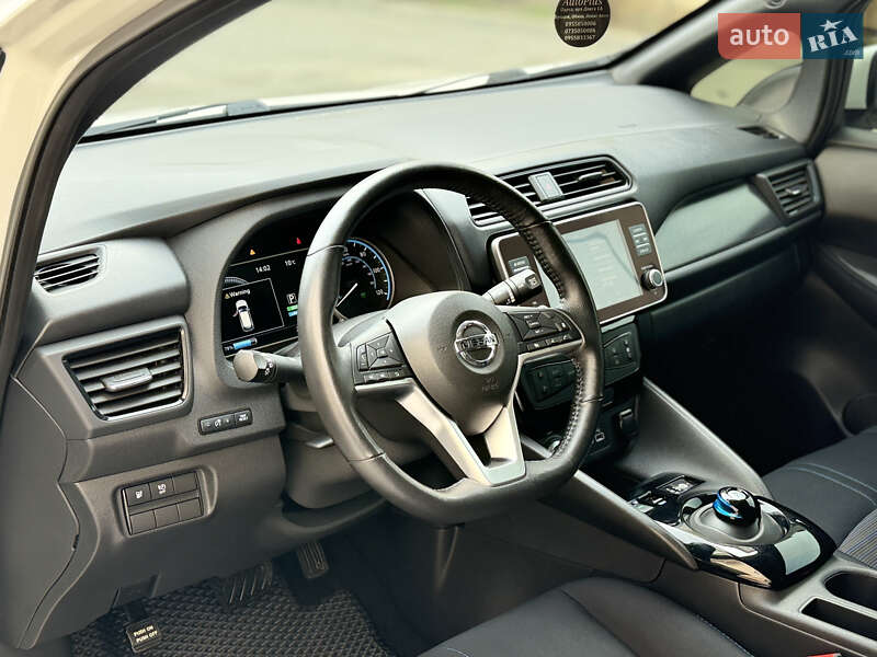 Хетчбек Nissan Leaf 2019 в Одесі