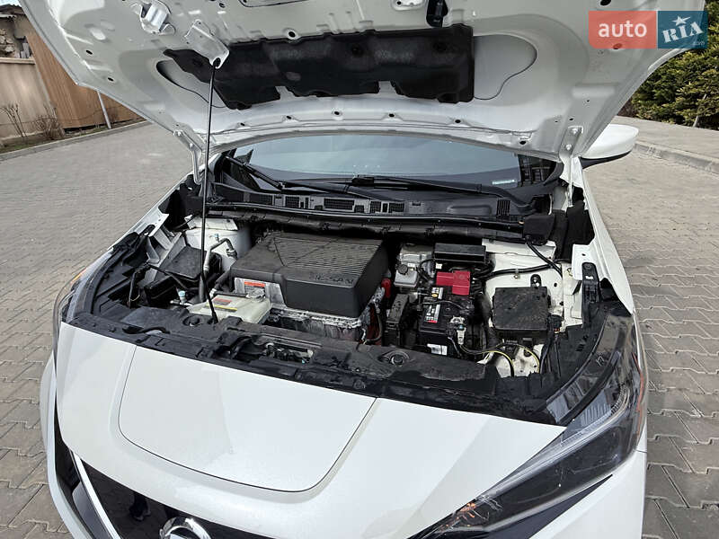Хетчбек Nissan Leaf 2019 в Одесі