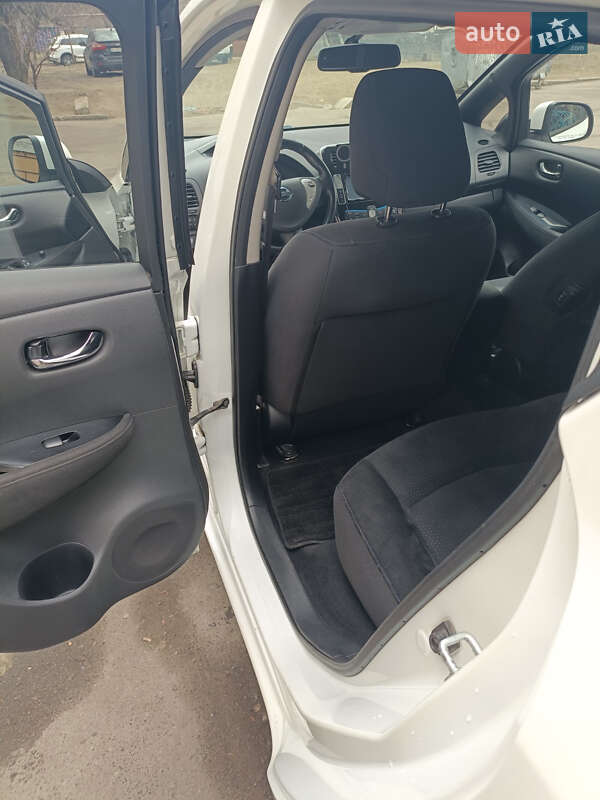 Хетчбек Nissan Leaf 2013 в Білій Церкві фото 11 Хетчбек Nissan Leaf 2013 в Білій Церкві