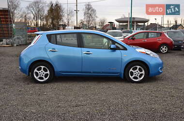 Хэтчбек Nissan Leaf 2013 в 