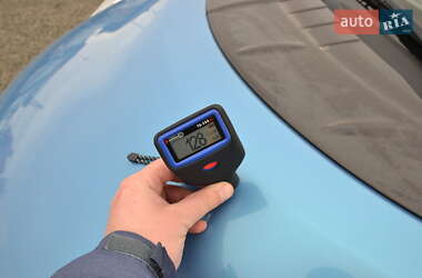 Хэтчбек Nissan Leaf 2013 в 