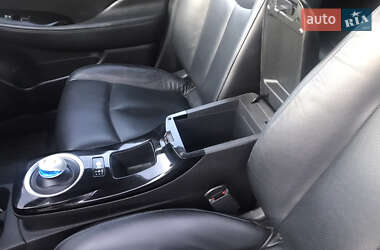 Хетчбек Nissan Leaf 2017 в 