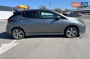 Хэтчбек Nissan Leaf 2019 в 
