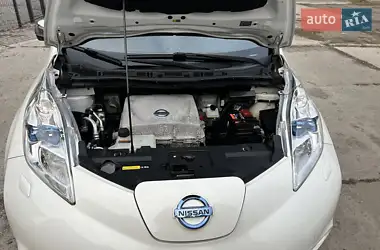 Nissan Leaf 2014