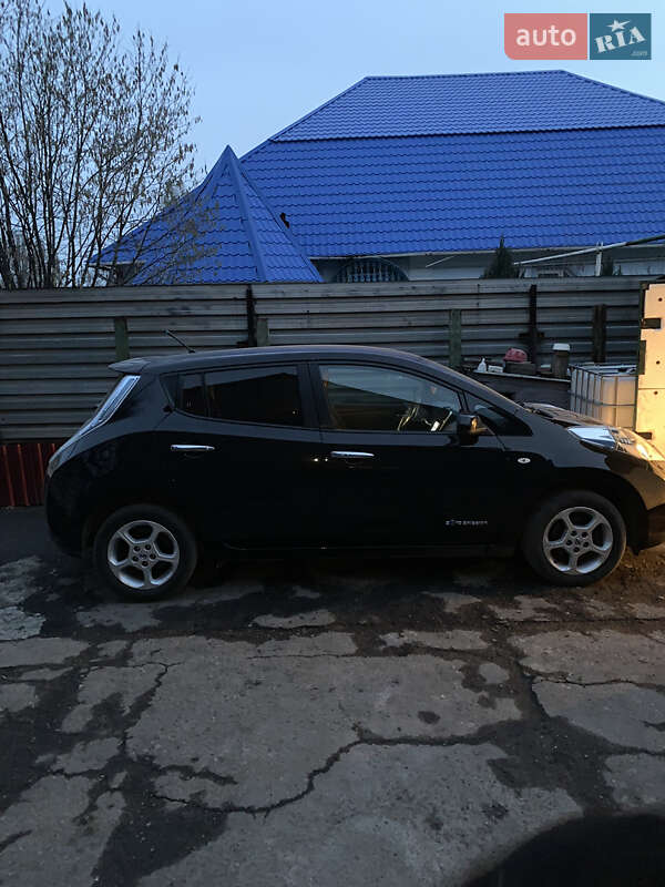 Хэтчбек Nissan Leaf 2013 в Днепре фото 3 Хэтчбек Nissan Leaf 2013 в Днепре