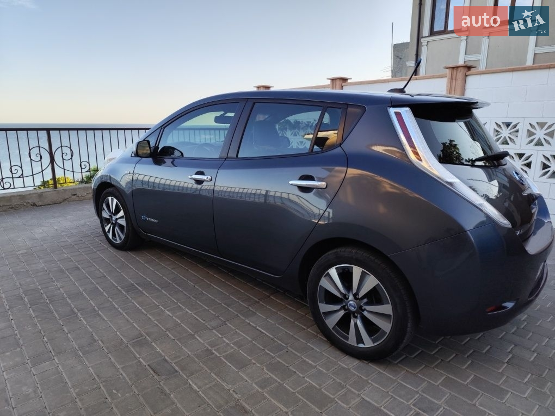 2013 Nissan Leaf - мініатюра 5