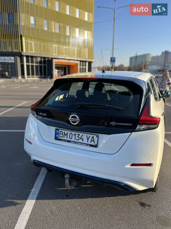 Хэтчбек Nissan Leaf 2019 в Конотопе