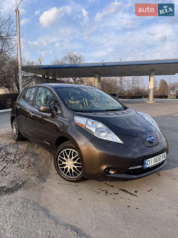 Nissan Leaf 2016