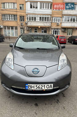 Хетчбек Nissan Leaf 2015 в Одесі