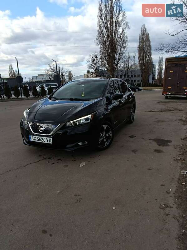 Хетчбек Nissan Leaf 2018 в Харкові