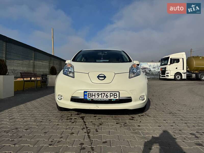 Хетчбек Nissan Leaf 2011 в Одесі