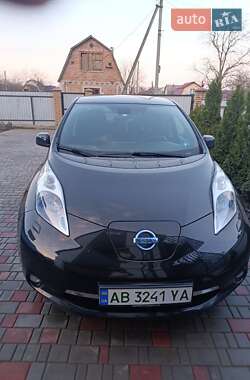 Хетчбек Nissan Leaf 2014 в 
