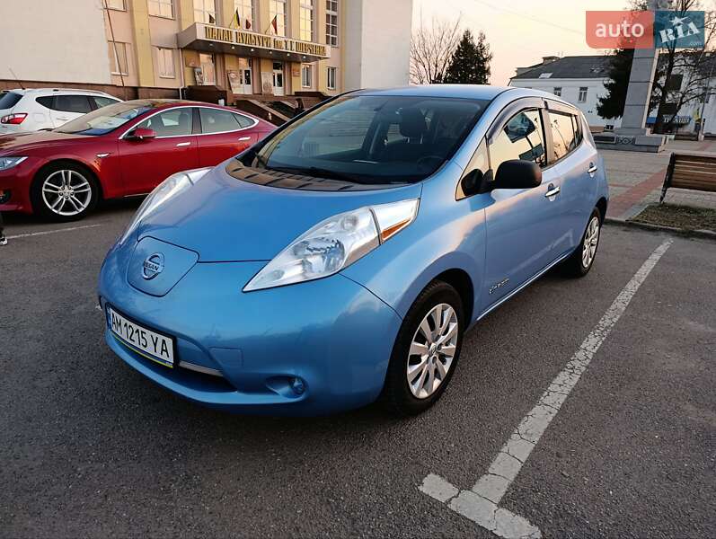 Хэтчбек Nissan Leaf 2014 в Коростене фото 5 Хэтчбек Nissan Leaf 2014 в Коростене