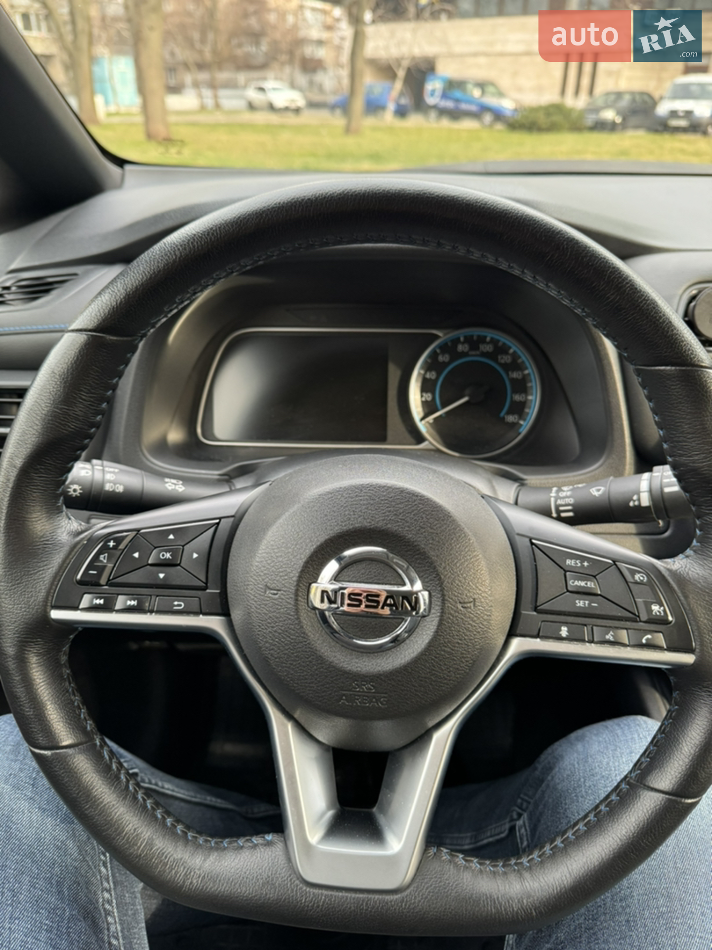 2022 Nissan Leaf - мініатюра 38
