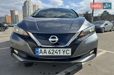 Хетчбек Nissan Leaf 2019 в Києві