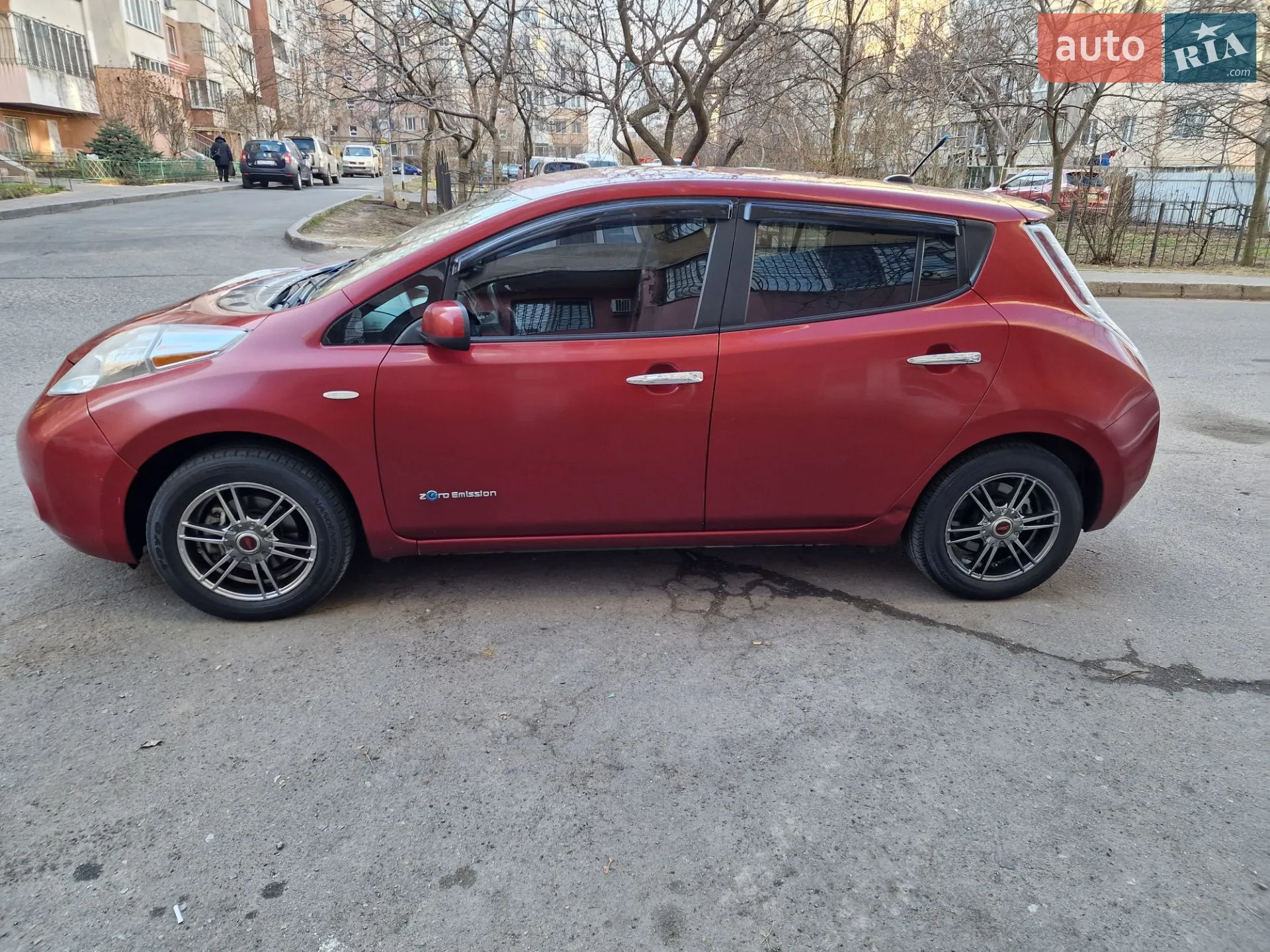 2013 Nissan Leaf - мініатюра 17