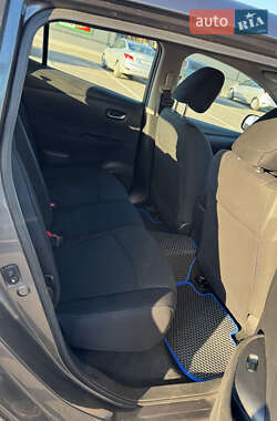 Хетчбек Nissan Leaf 2015 в Києві