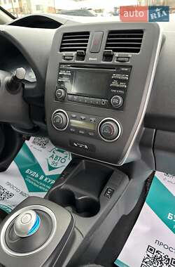 Хэтчбек Nissan Leaf 2014 в 