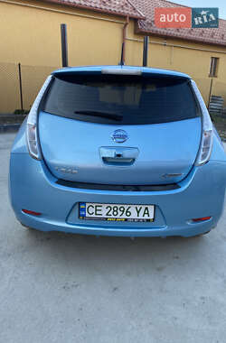 Хетчбек Nissan Leaf 2014 в 
