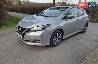 Хетчбек Nissan Leaf 2019 в 