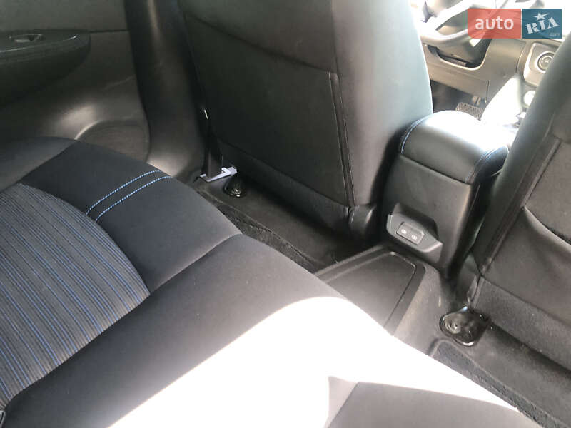 Хэтчбек Nissan Leaf 2020 в Киверцах