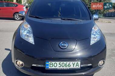 Хетчбек Nissan Leaf 2014 в 