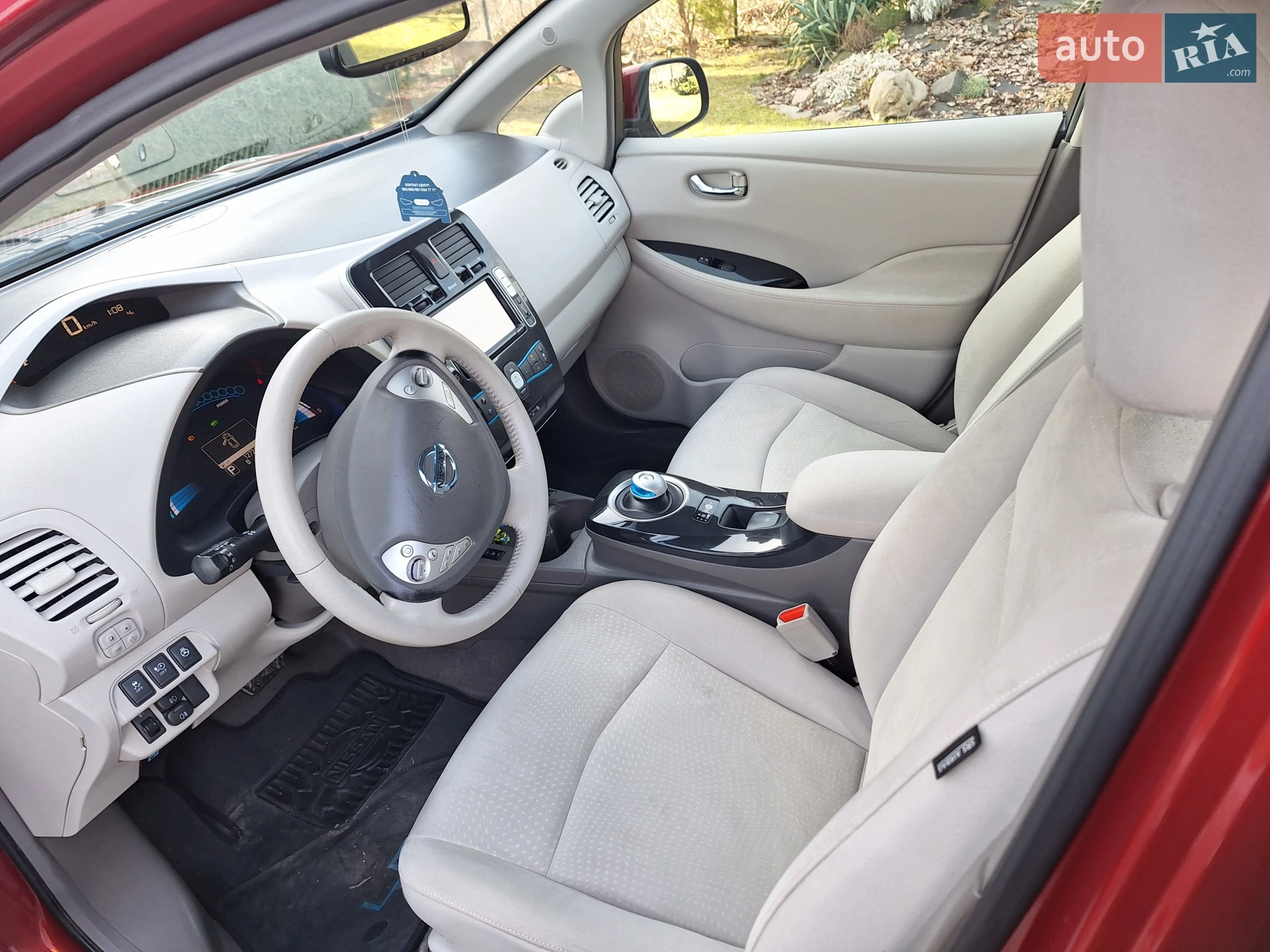2012 Nissan Leaf - мініатюра 18