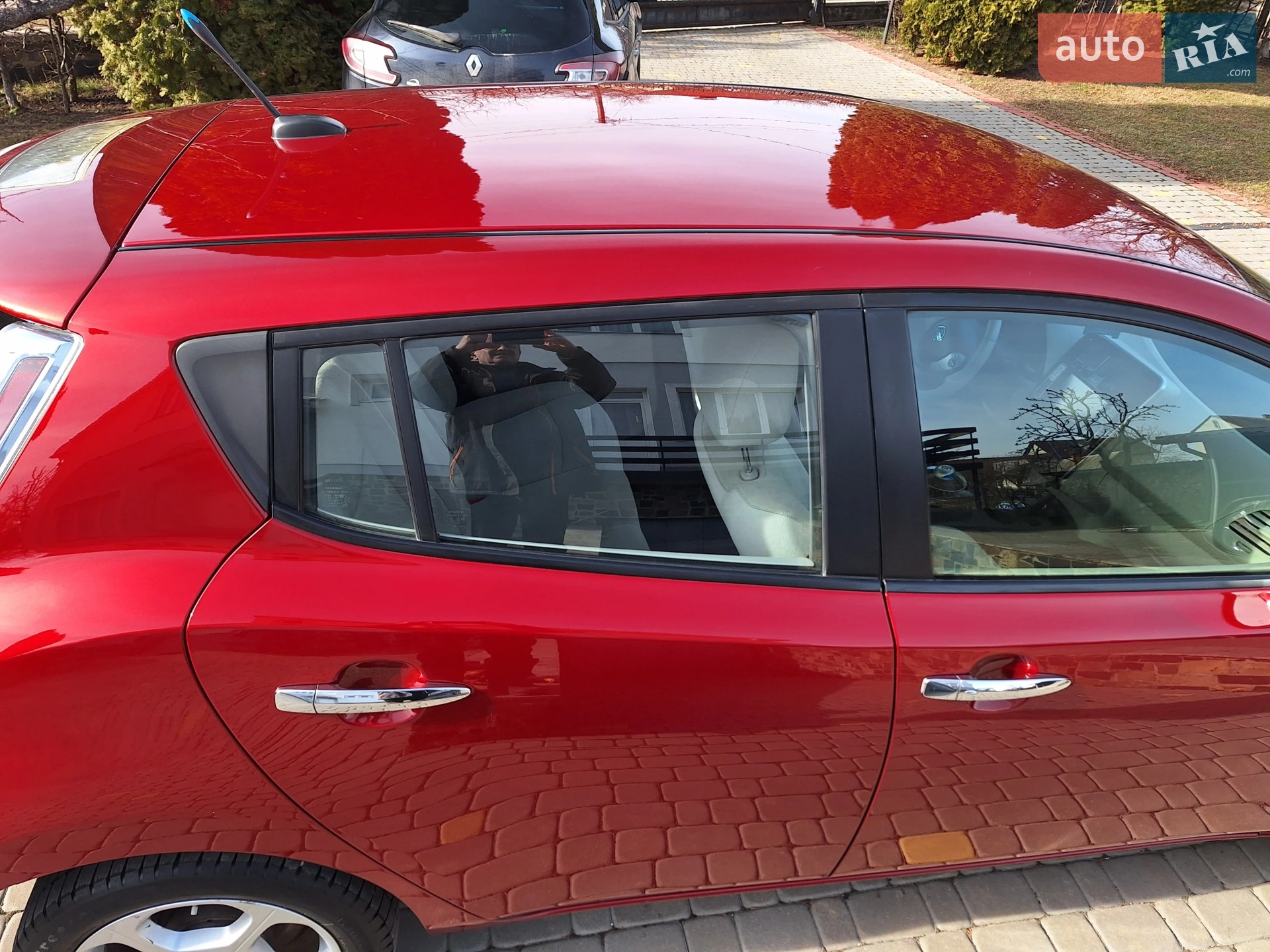 2012 Nissan Leaf - мініатюра 12