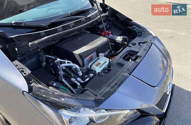 Хэтчбек Nissan Leaf 2021 в 
