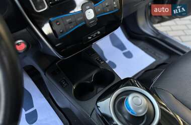 Хетчбек Nissan Leaf 2014 в 
