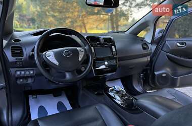 Хетчбек Nissan Leaf 2014 в 