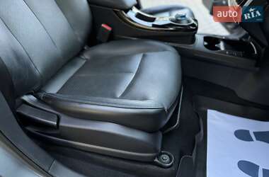 Хетчбек Nissan Leaf 2014 в 