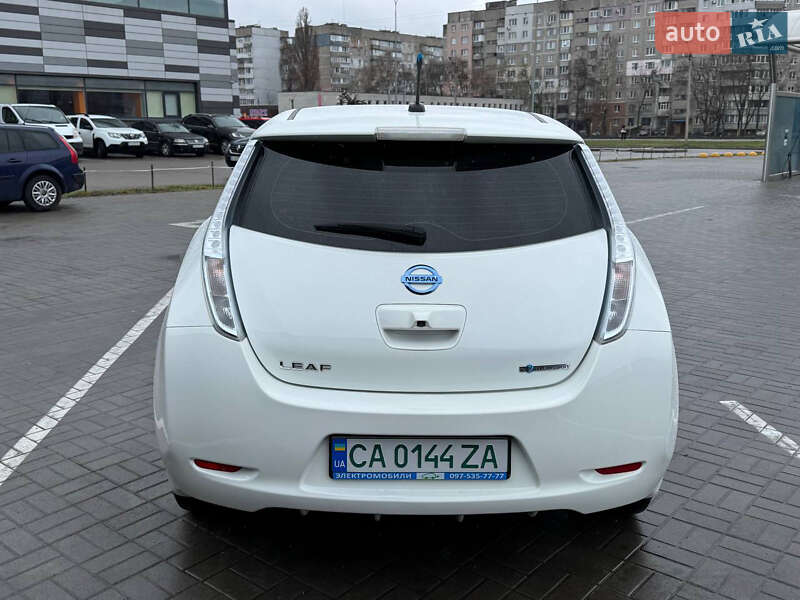 Хэтчбек Nissan Leaf 2014 в Черкассах