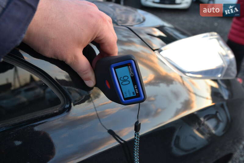 Хэтчбек Nissan Leaf 2012 в Луцке