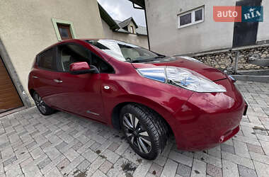 Хэтчбек Nissan Leaf 2016 в 