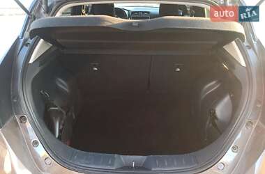 Хэтчбек Nissan Leaf 2019 в 