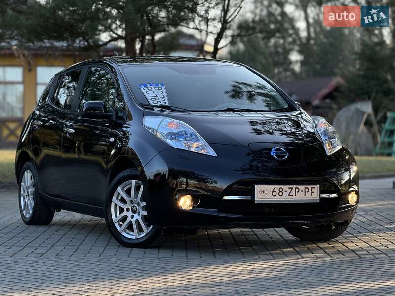 Хетчбек Nissan Leaf 2012 в Дрогобичі