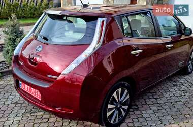 Хэтчбек Nissan Leaf 2016 в 